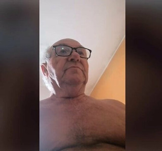 69 yo man from Italy 39