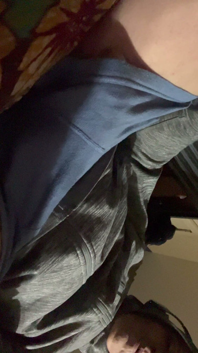Bellaco hit dick