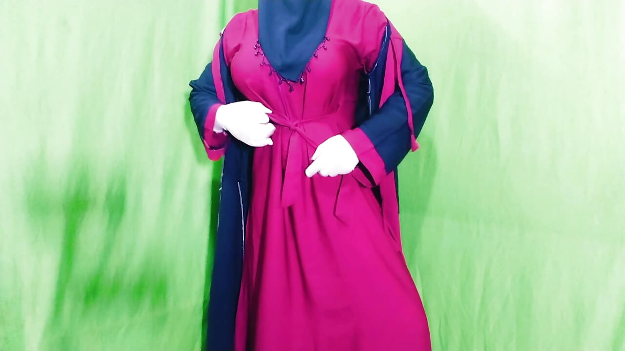 Hijabi Muslim Pakistani beautiful bhabhi