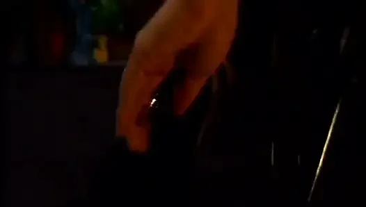 İki sarışın ajan Johnni Black ve Toni James ABD Dışişleri Bakanlığı'ndan adamı baştan çıkarıyor