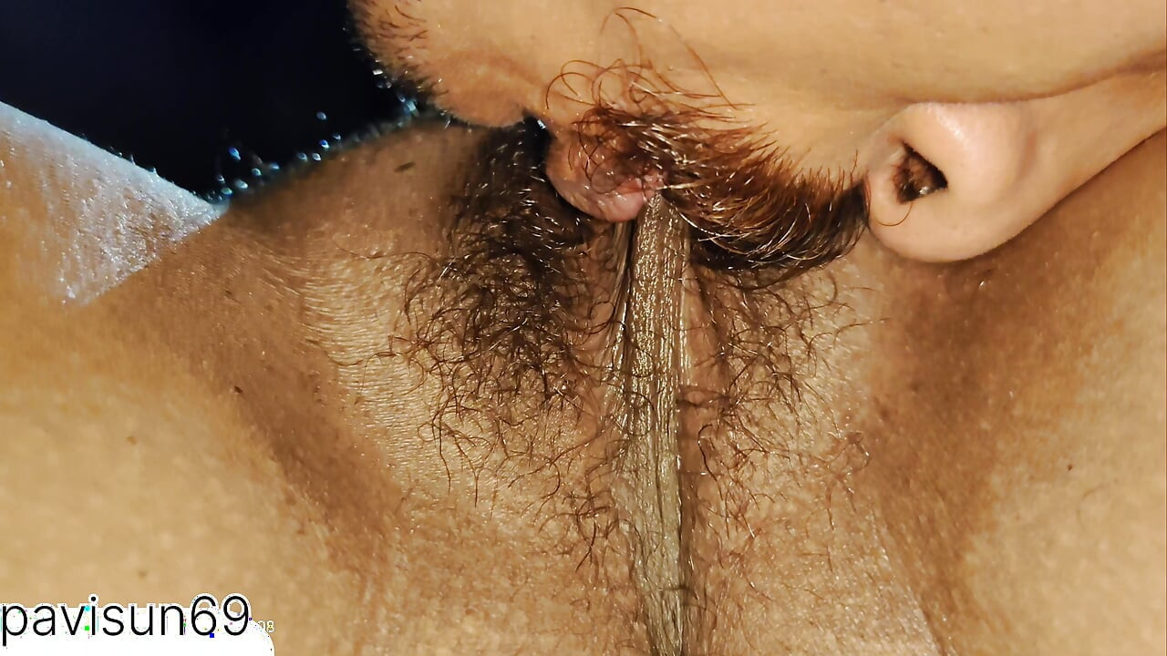 Desi pussy eating