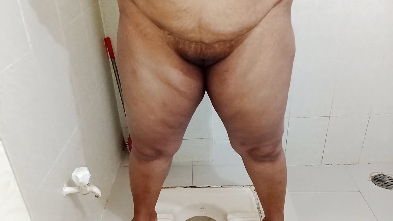 Bangladeshi bhabi Desi sexy vabi Hot gosol in washroom xx video