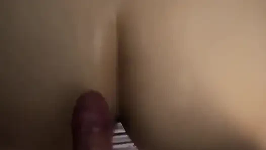 So viel sperma! aber er blieb hart und fickte weiter! Amateur-doggystyle mit pOV