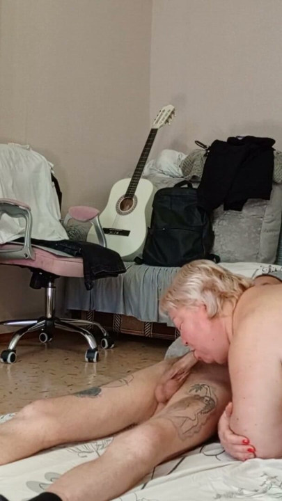 cum in my wife's throat after blowjob | Clip 1