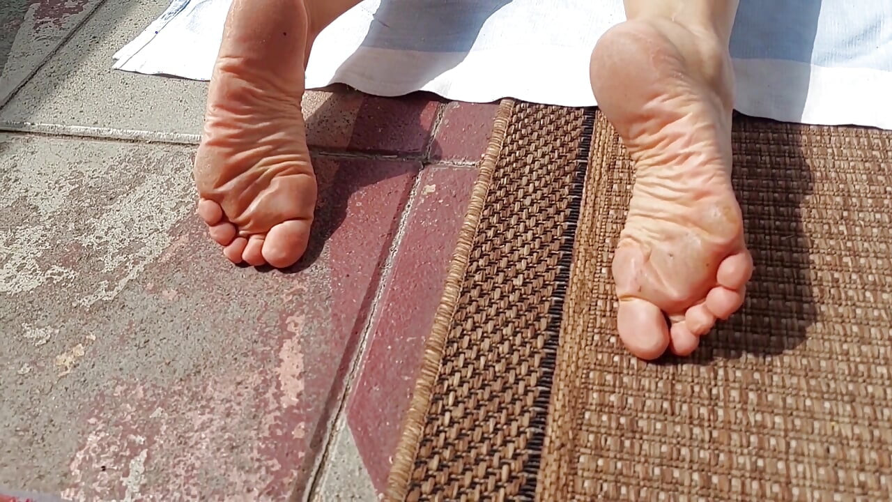 Selena's outdoor games