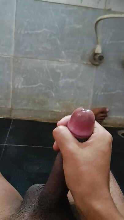 Masterbating when no one is home 2