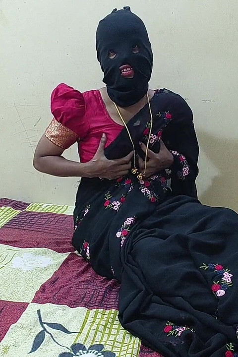 Telugu Anu Aunty Threesome Feeling