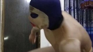 Zentai horror fantasma ataque pene halloween