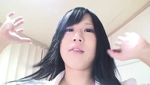 Hassas Japon amcığı için sert yarak