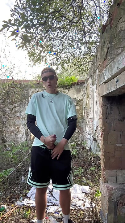 Hiker Bro Shoots Load in Abandoned Building