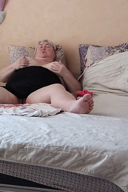 Big Meaty Pussy Girlfriends and Sex Toys