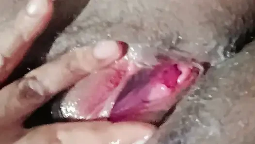 Inilah alasan kenapa aku butuh waktu lama di kamar mandi