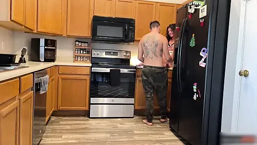 Horny Housewife Rewarded After Cleaning the Kitchen