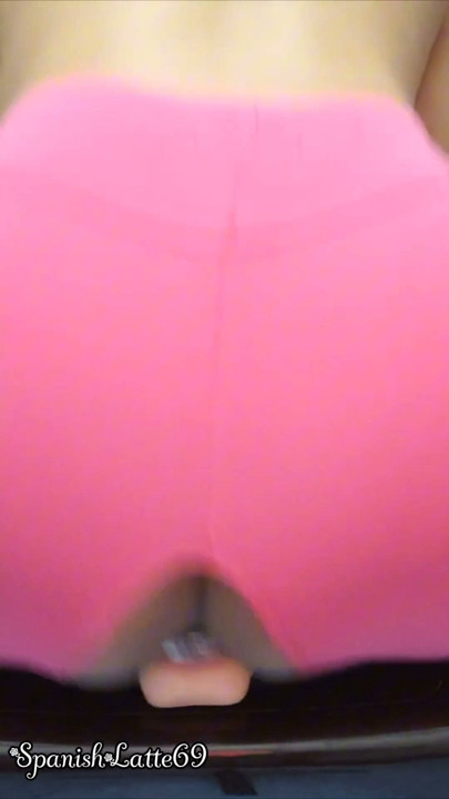Malay Girl Wears Butt Plug While Masturbating | Clip 1
