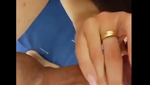 Горячая женщина просит меня трахнуть ее