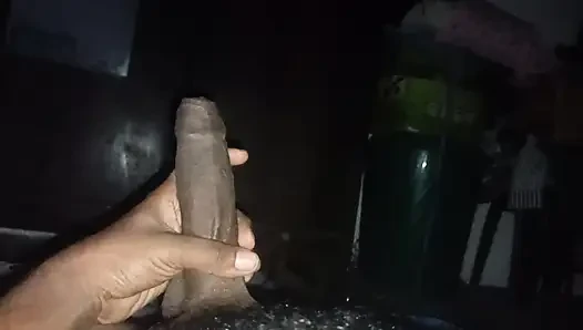 Büyük yaraklı srilanka ile mastürbasyon