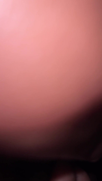 Snažan trenutak iz "Jebem svoju novu curu prvi put 🥵"