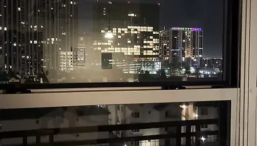 Goth mädchen gegen BBC in der stadt