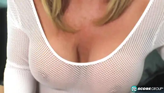 Phoenix skye, 63 tahun, nyepong kontolmu