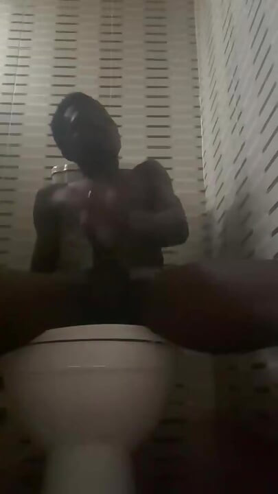 Korte in toilet