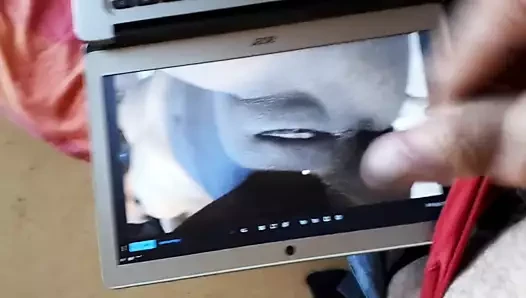 Collegeslut18 daha fazla tossertim delisi alıyor