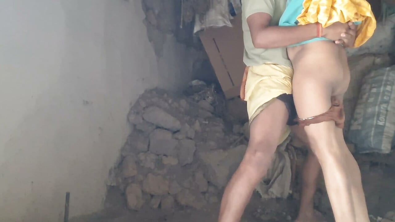 Suami mengongkek saya dengan keras