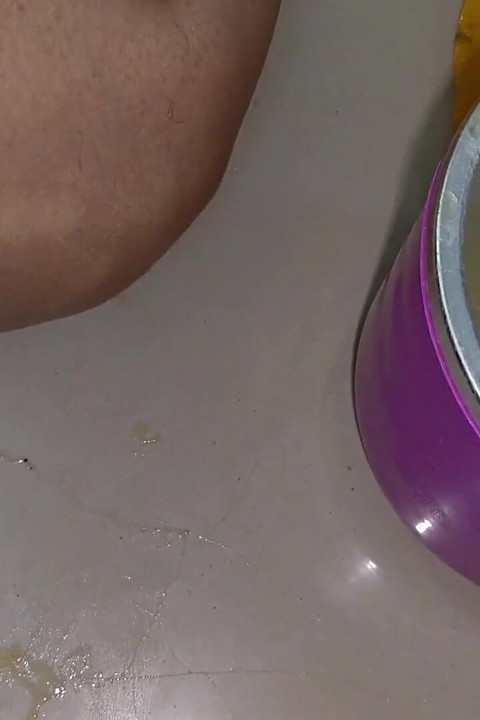 Me follé duro a mi cuñada después de que se depilara