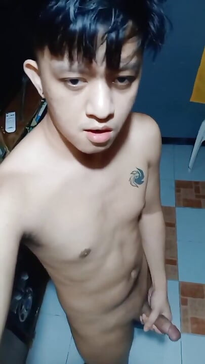 Sana Vermeme Izin Ver Baba! Pinoy Twink Mastürbasyon Ve Canlı Boşalma