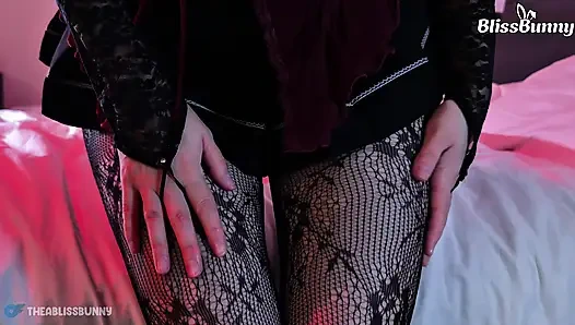 Picked Up Hot Babe at Club - Wild Hotel Room Hookup