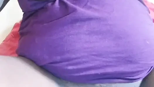 Celana dalam warna putih berkilau ungu potirukanda olu sangat la erukan vangada okuratuku