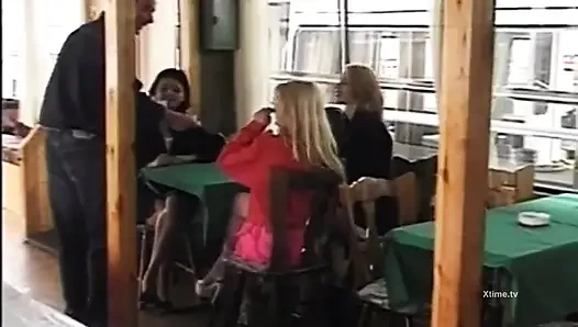 Hot orgy with sluts sucking two big cocks before a rough fuck