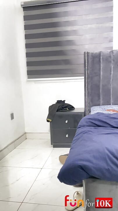 2 Velika Kurca za Sitnu Mršavu Mršavu Kurvu
