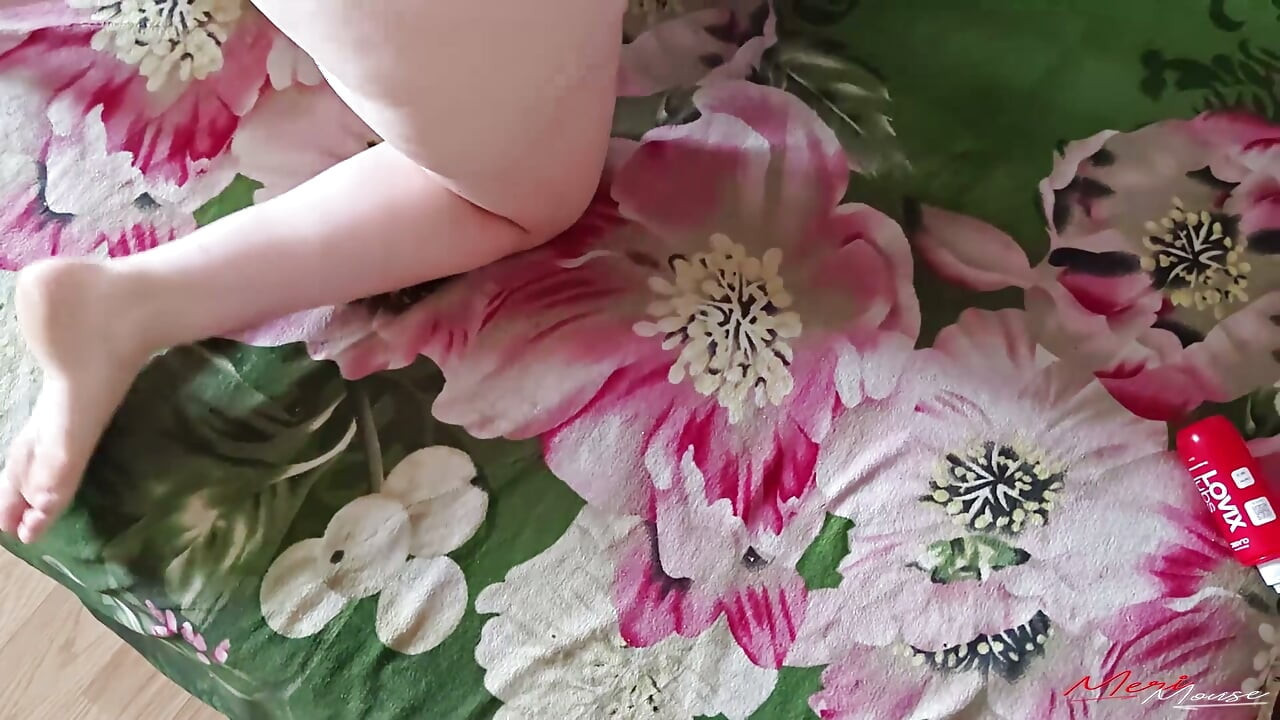 A kind stepsister will always give her ass for sex.