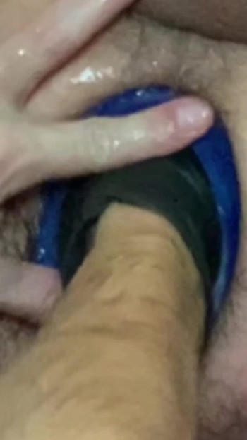 Powerful moment from "Great fisting session with Fire281.  Good opening, depth, fun with PigHole FF and a good view inside,"