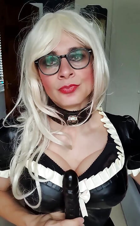 フェチメイドにとってトレーニングは最も重要です