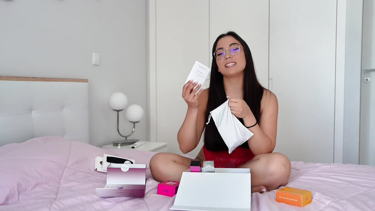I TESTED TWO VIBRATORS AT THE SAME TIME AND COULDN'T STOP CUMMING