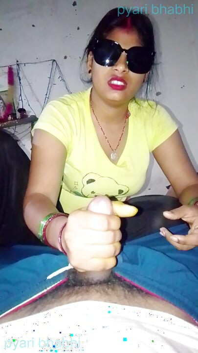 Agua salió de la mano del pene del cuñado, video sexy indio, video sexy, video de sexo.