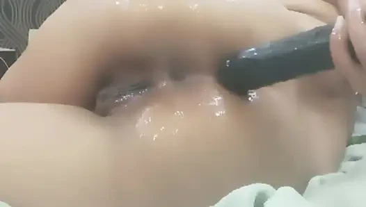 Futut anal cu vibrator,orgasm lindic