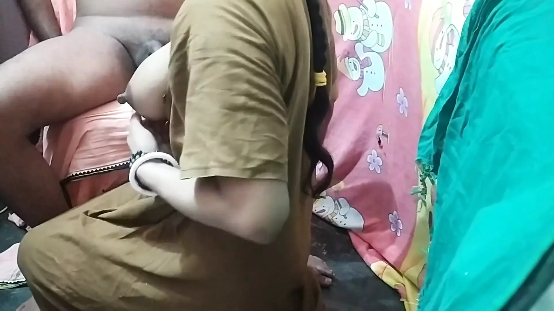 Hintli desi çift ateşli romantik seks ev yapımı