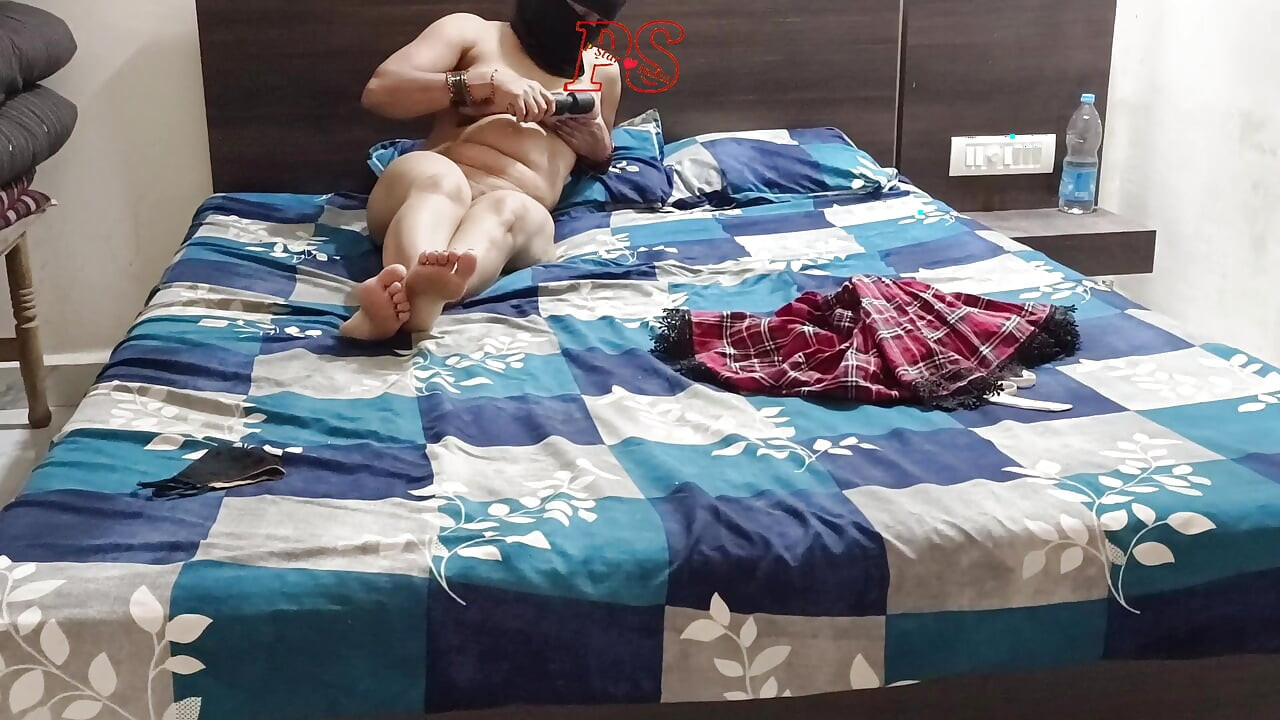 Hot Sneha Bhabhi Solo Fun with Vibrator Hindi Talk