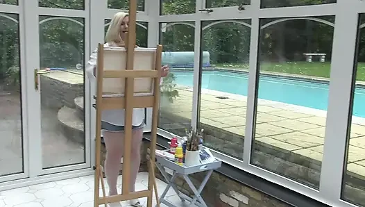 Model dengan kontol besar