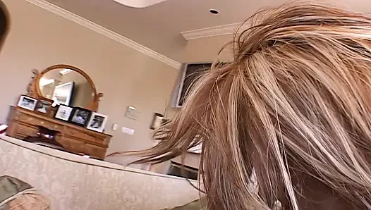 Ahegao salya akıtan orgazmlar - olgun sürtük her yere fışkırtıyor