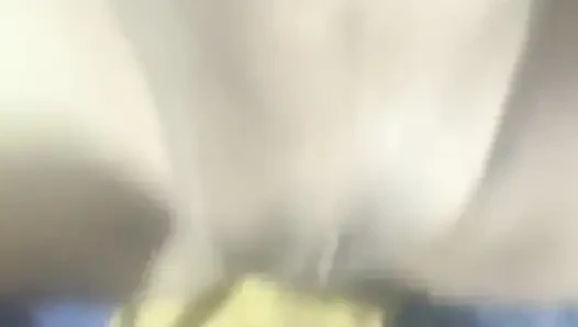 Üvey erkek kardeş üvey üvey kız kardeşini sikiyor