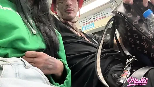 She Can't Stand to See the Volume Marking and Sucked Me Inside the São Paulo Subway