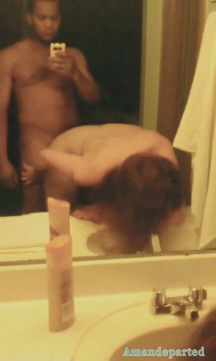 細い気まぐれシックが私のペニスをハメられる