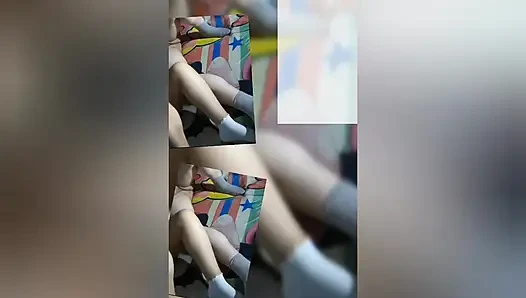 Arkadaşımın götümü kesiyorum ve onun (oyuncak) sırrını öğreniyorum!