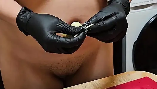 The New Emma's Cooking Show. S1e2: Roti Bawang Putih dan Toket Bugil.