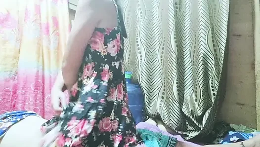Aku jadi sange dan minta mantan pacarku untuk pulang ke rumah