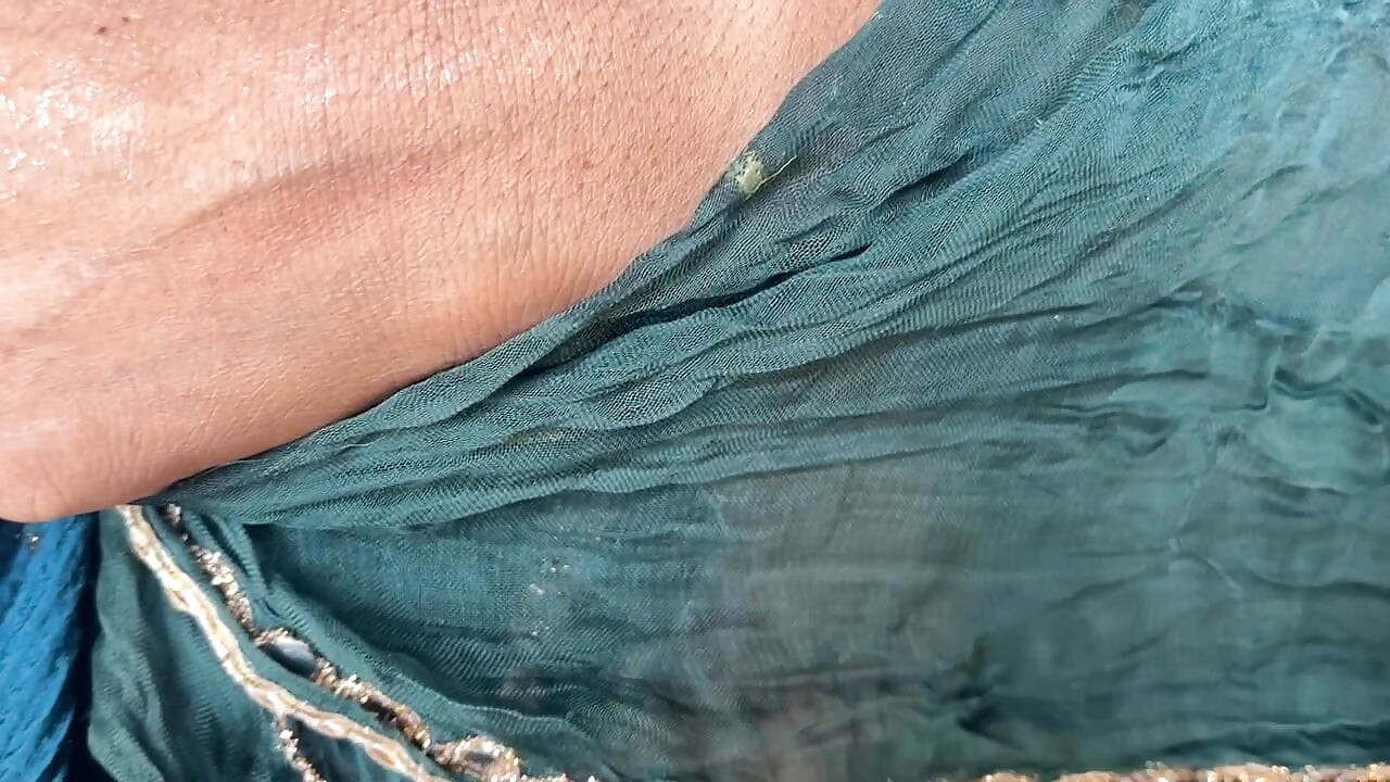 Hindi xxx video in bathroom