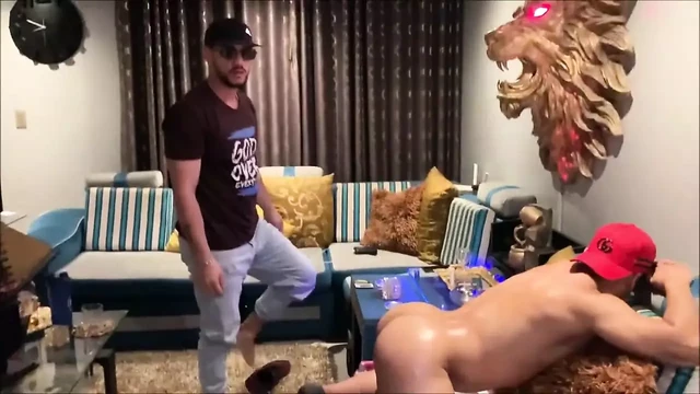 Cute guy fucks Thebuddy's muscular ass bareback